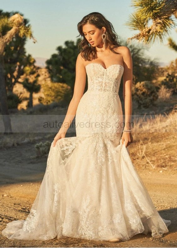 Strapless Sweetheart Neck Ivory Sequined Lace Tulle Wedding Dress